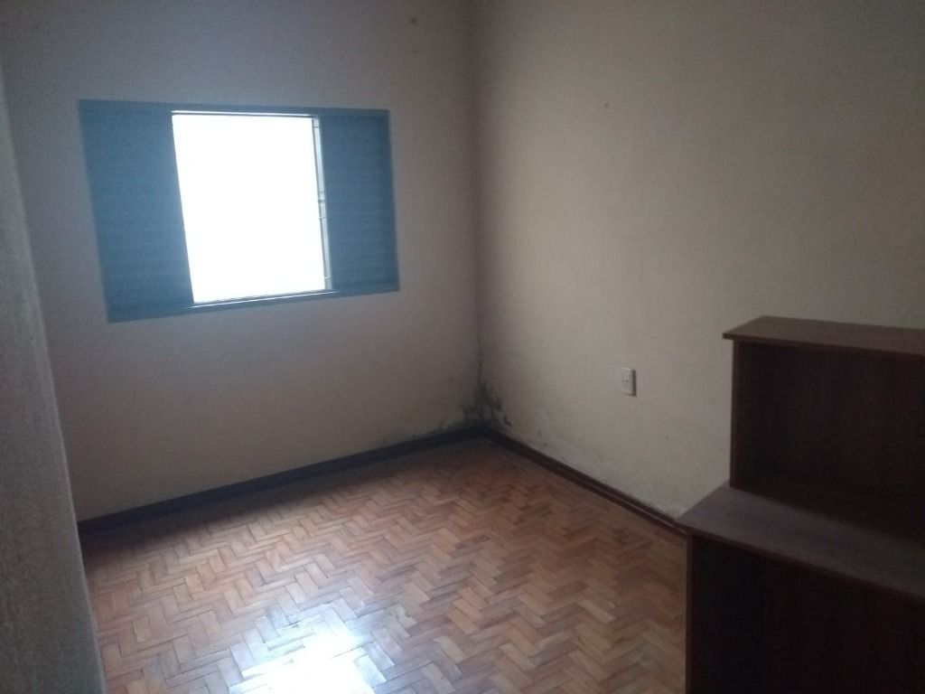 Casa à venda com 3 quartos, 240m² - Foto 20