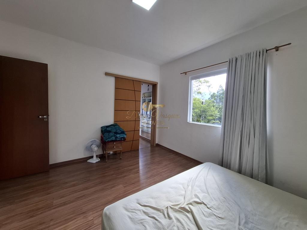 Casa à venda com 4 quartos, 1600m² - Foto 13