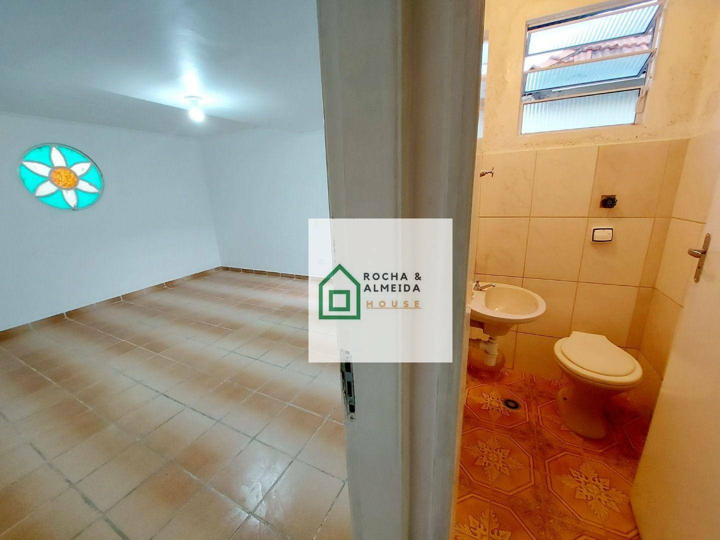 Casa para alugar com 4 quartos, 160m² - Foto 41