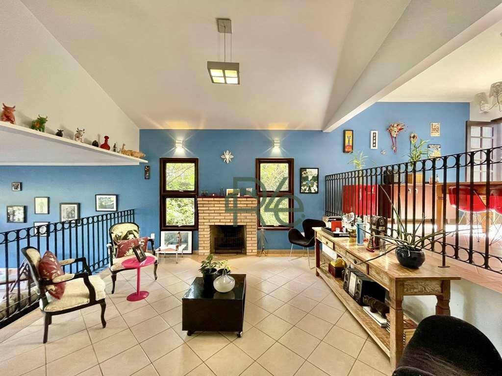 Casa de Condomínio à venda com 4 quartos, 380m² - Foto 17