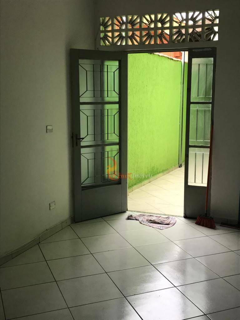 Sobrado à venda com 4 quartos, 250m² - Foto 8