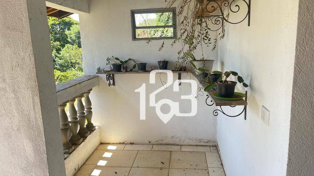 Chácara à venda com 2 quartos, 309m² - Foto 10