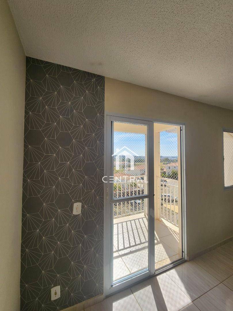 Apartamento à venda com 2 quartos, 60m² - Foto 3