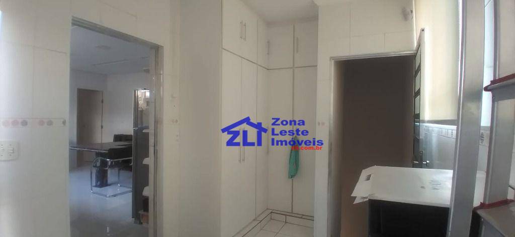 Sobrado à venda e aluguel com 3 quartos, 125m² - Foto 28