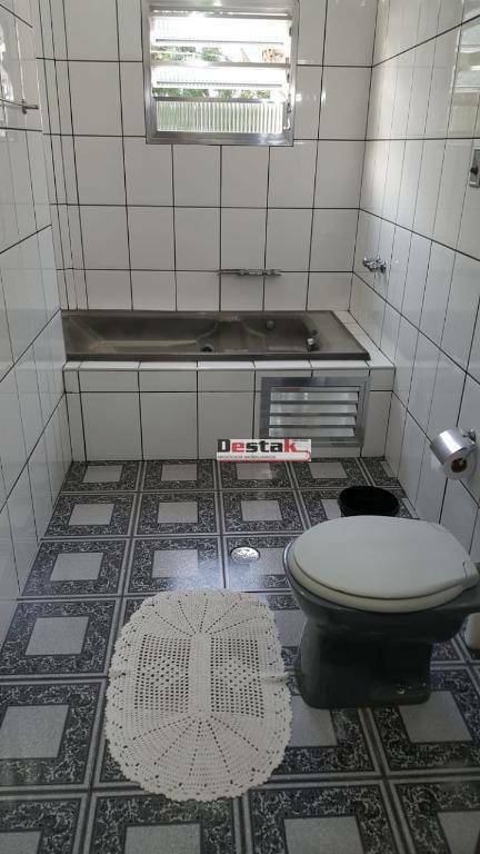 Sobrado à venda com 5 quartos, 230m² - Foto 5