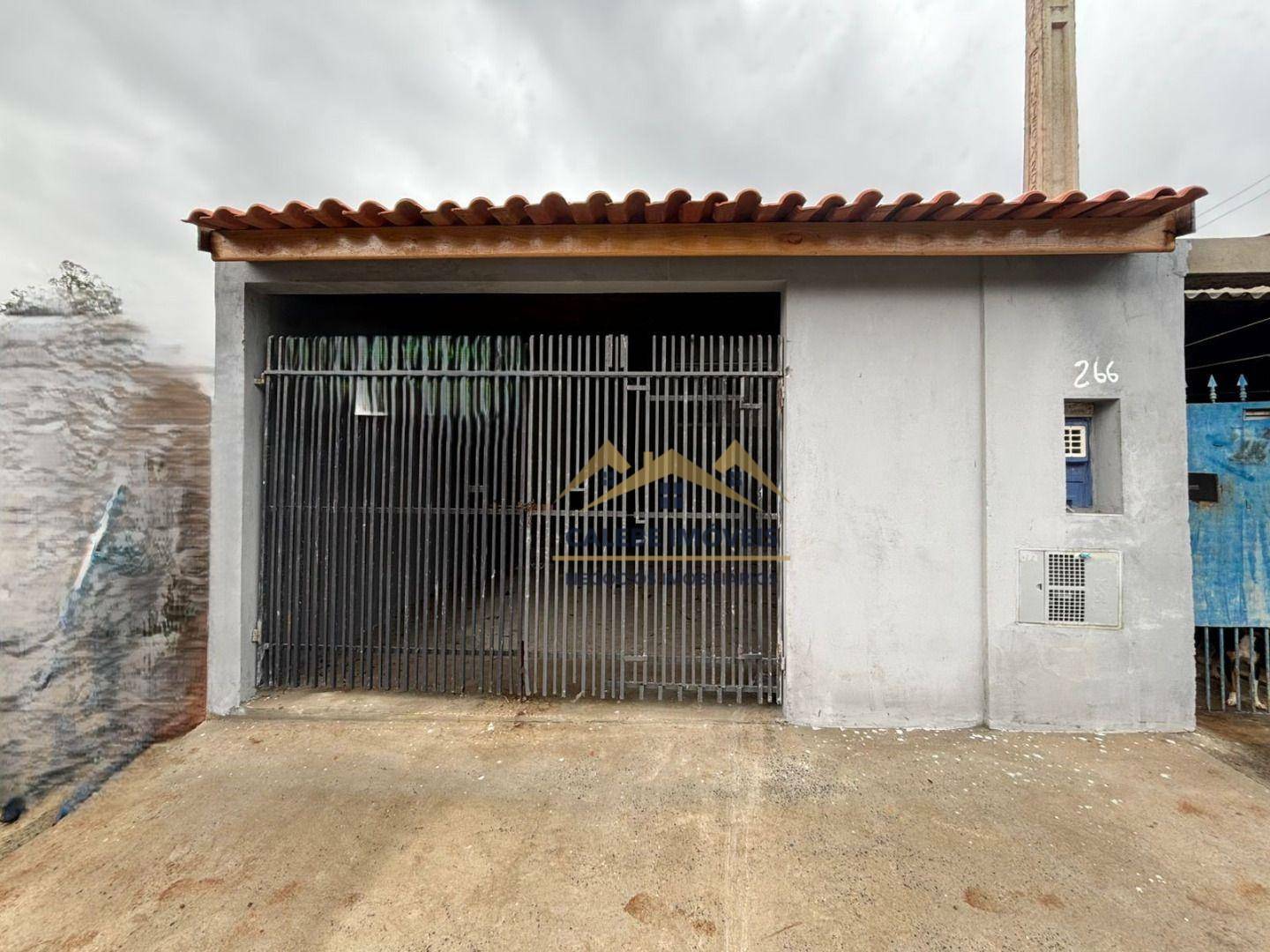 Casa à venda com 2 quartos, 60m² - Foto 1