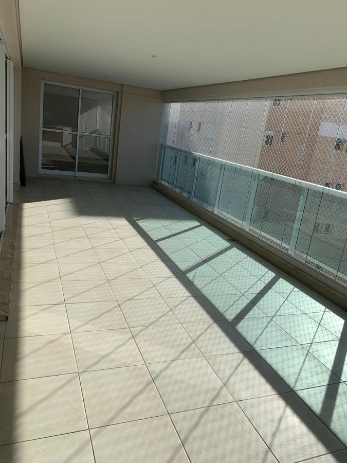 Apartamento para alugar com 4 quartos, 234m² - Foto 26