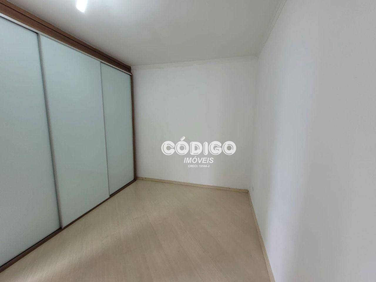 Apartamento à venda com 3 quartos, 97m² - Foto 10