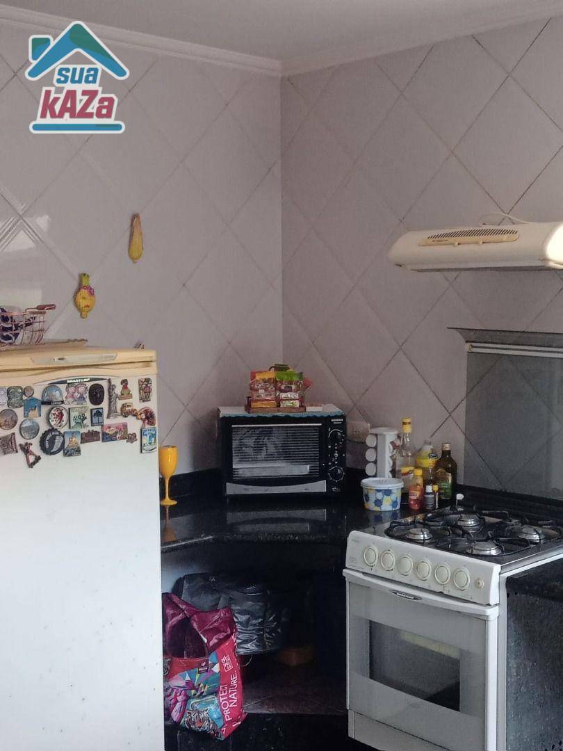 Sobrado à venda com 3 quartos, 200m² - Foto 22