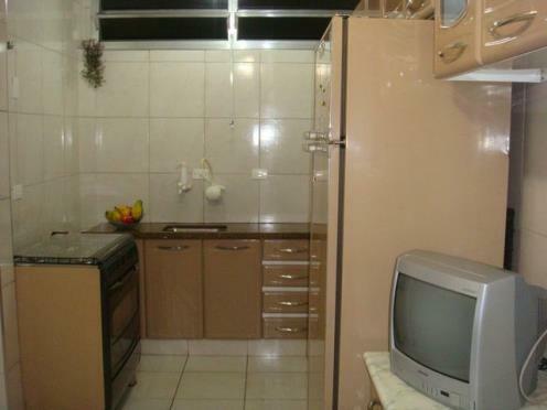 Apartamento à venda com 3 quartos, 145m² - Foto 3