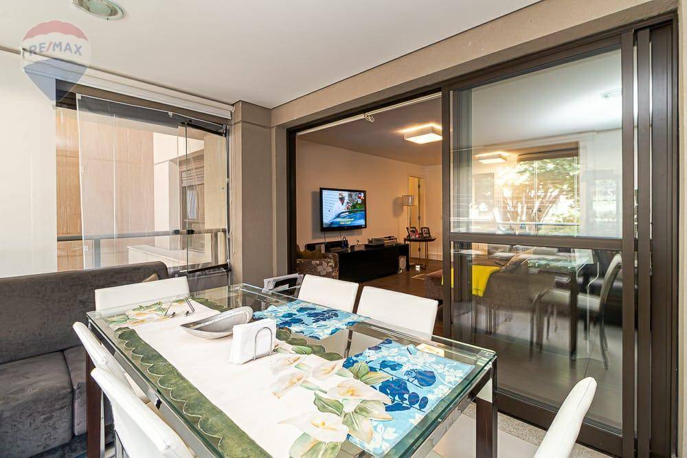 Apartamento à venda com 4 quartos, 155m² - Foto 9