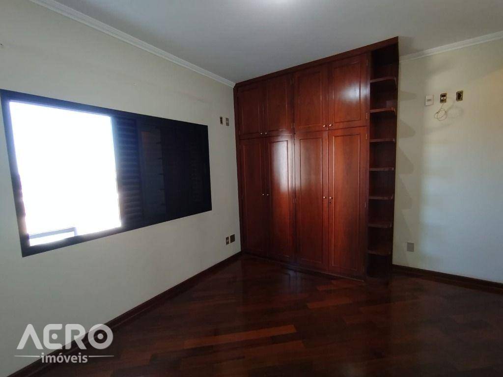 Apartamento para alugar com 3 quartos, 280m² - Foto 37