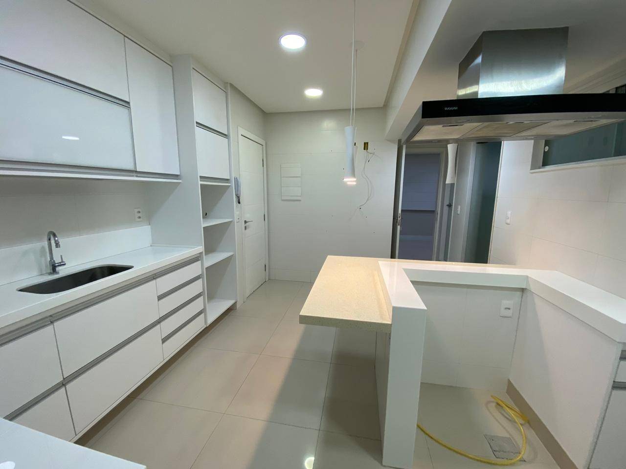 Apartamento à venda com 3 quartos, 105m² - Foto 14