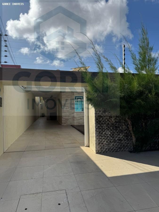 Casa à venda com 3 quartos, 105m² - Foto 2
