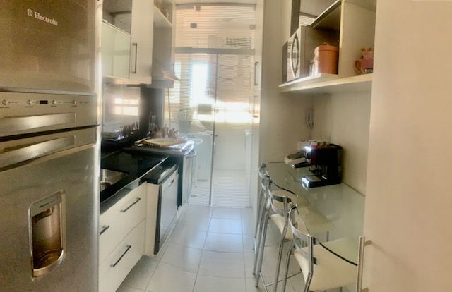 Apartamento à venda com 3 quartos, 68m² - Foto 3