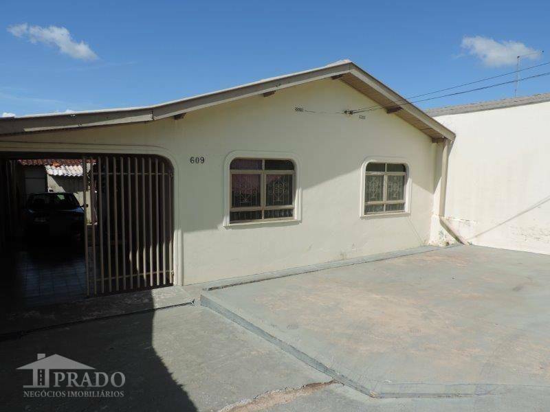 Casa à venda com 4 quartos, 160m² - Foto 2