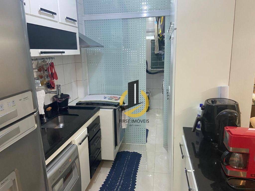 Apartamento à venda com 3 quartos, 94m² - Foto 1