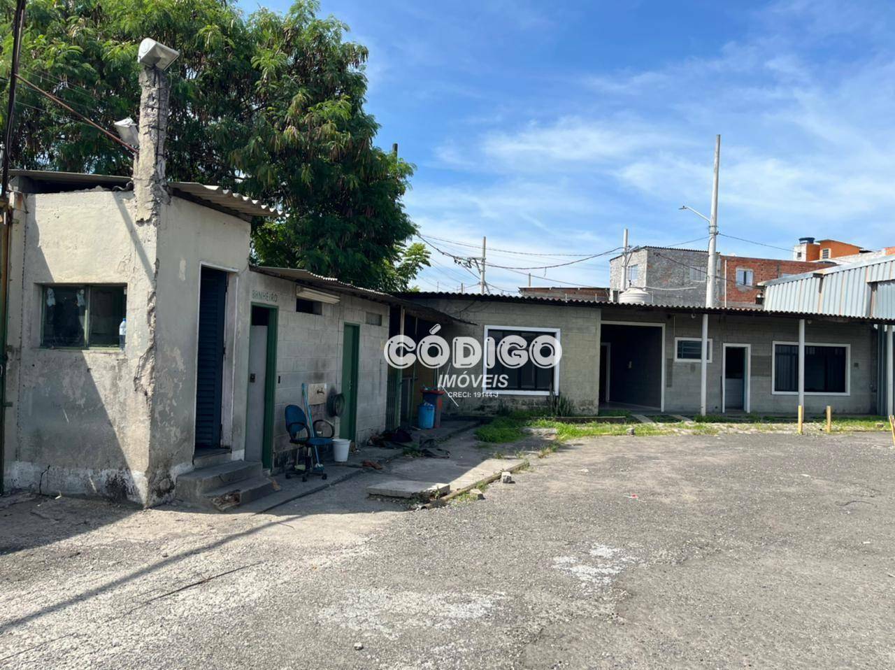 Depósito-Galpão-Armazém para alugar, 700m² - Foto 3