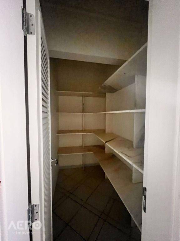 Apartamento para alugar com 4 quartos, 412m² - Foto 22