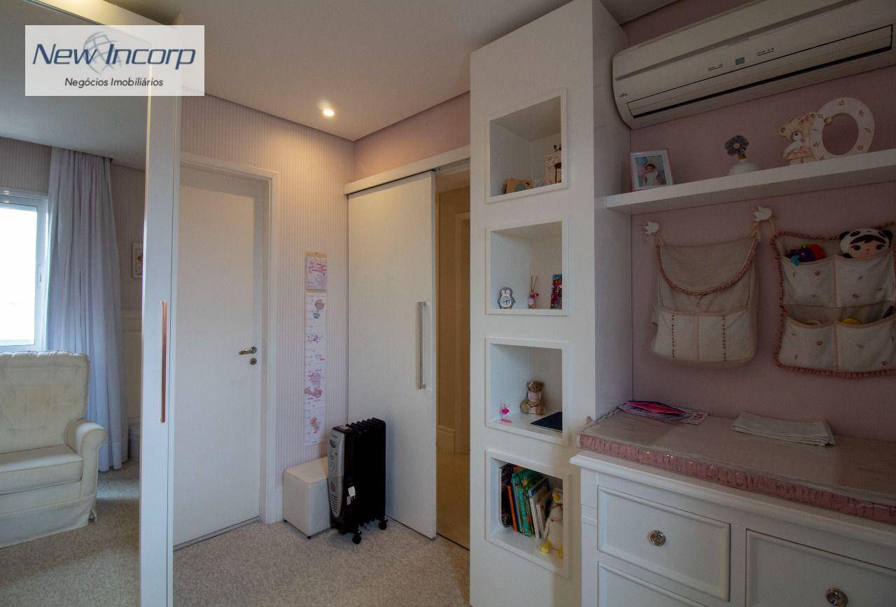 Apartamento à venda com 3 quartos, 154m² - Foto 19