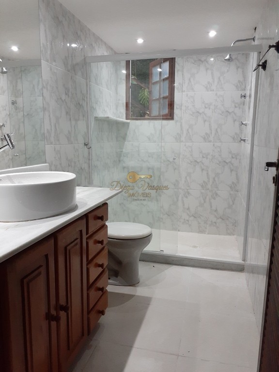 Casa à venda com 5 quartos, 271m² - Foto 35