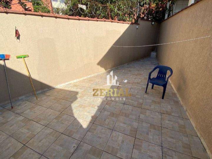 Sobrado à venda com 3 quartos, 240m² - Foto 19