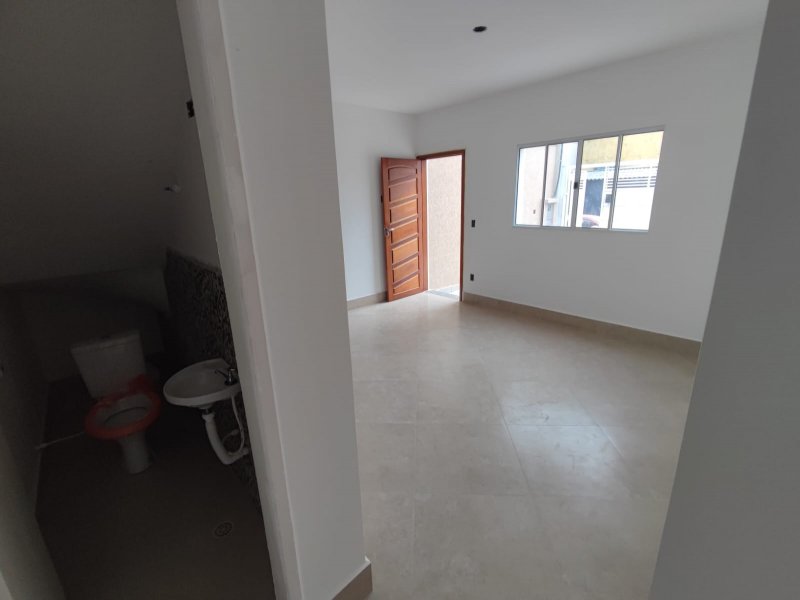 Sobrado à venda com 2 quartos, 68m² - Foto 5