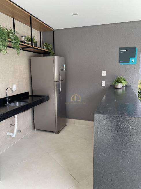 Apartamento à venda com 2 quartos, 61m² - Foto 17