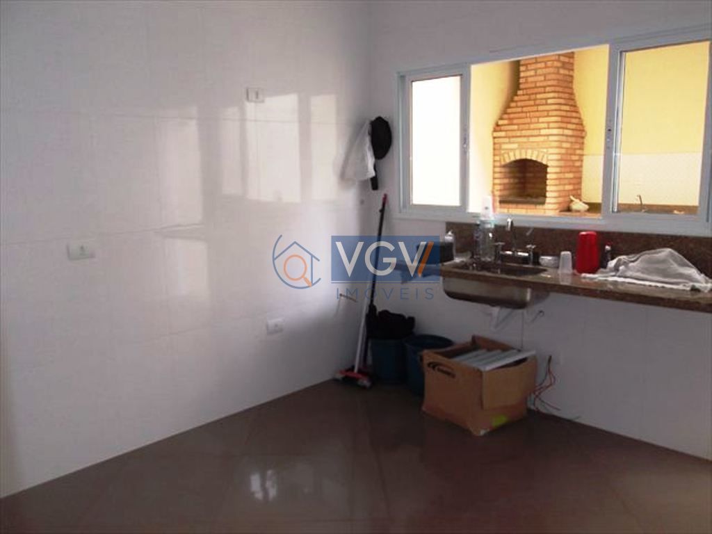 Sobrado à venda com 3 quartos, 140m² - Foto 13