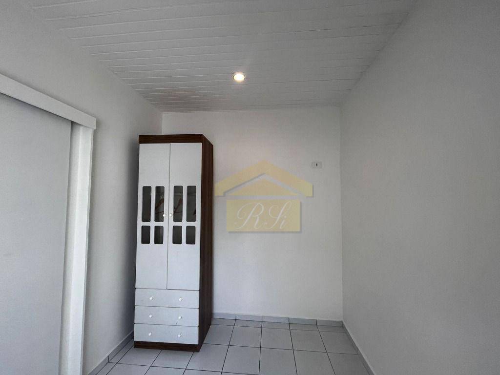 Casa para alugar com 1 quarto, 40m² - Foto 9