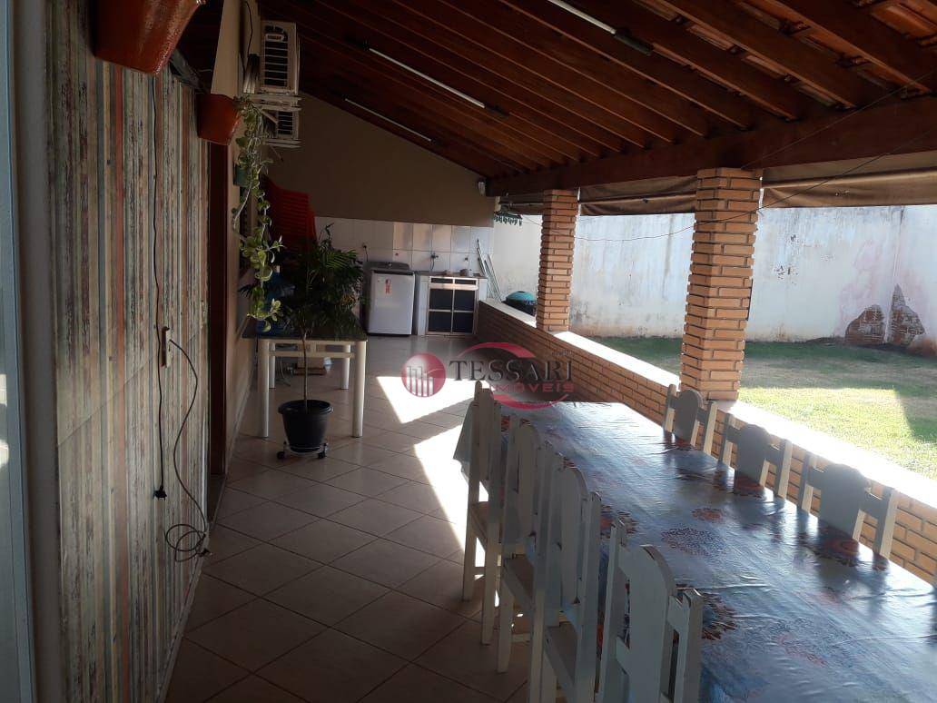 Casa à venda com 3 quartos, 164m² - Foto 15