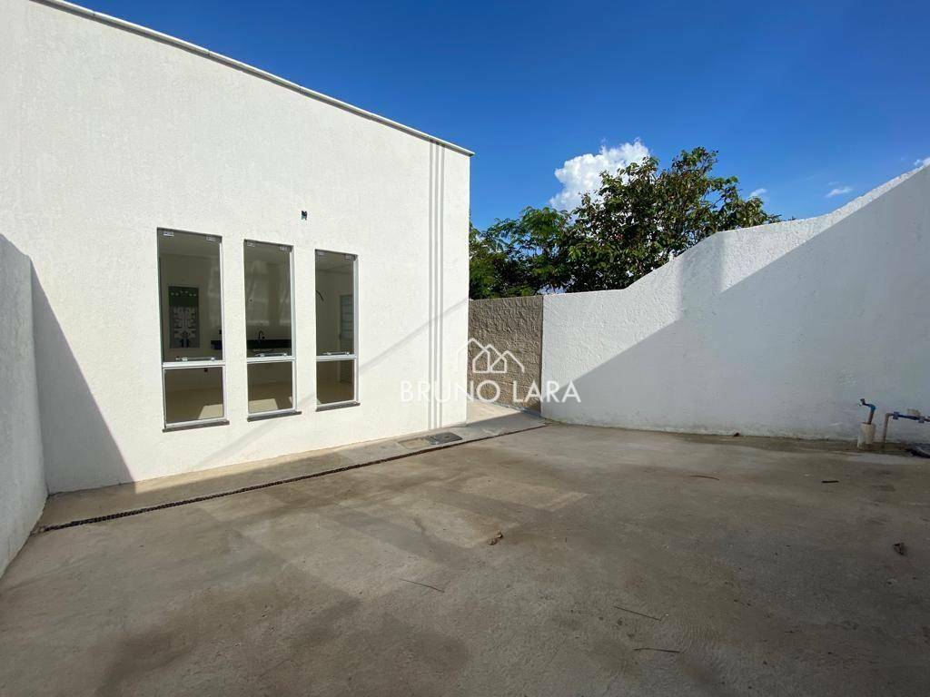 Casa à venda com 3 quartos, 75m² - Foto 2