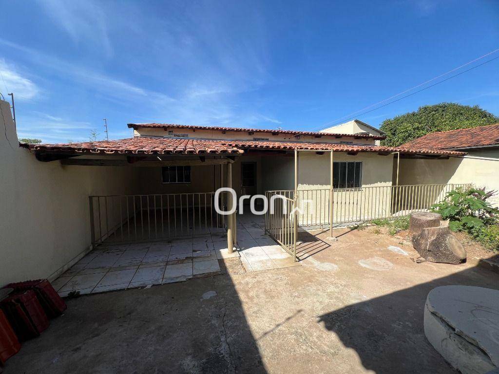 Casa à venda com 3 quartos, 248m² - Foto 6