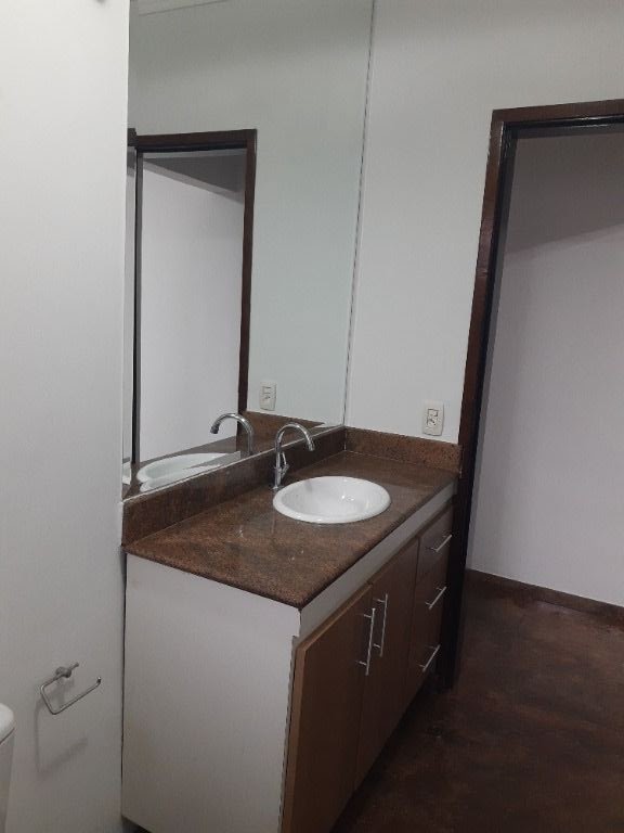 Sobrado à venda com 4 quartos, 250m² - Foto 12