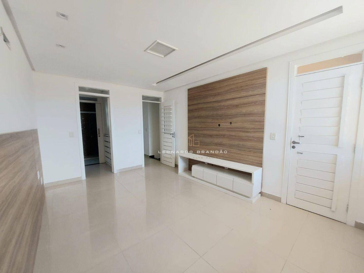 Casa à venda com 3 quartos, 230m² - Foto 15
