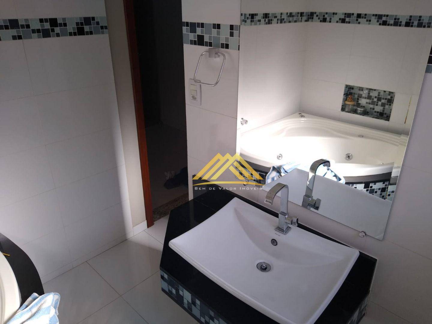 Casa à venda com 3 quartos, 210m² - Foto 29