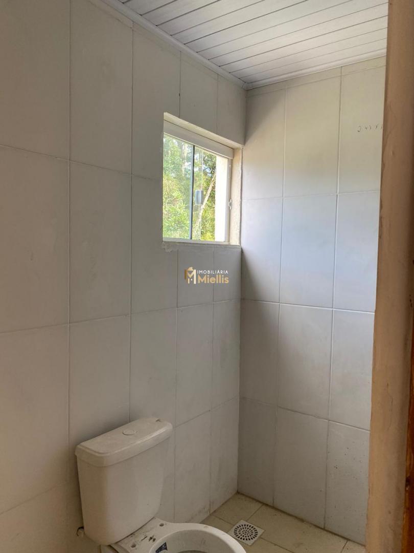 Casa à venda com 2 quartos, 45m² - Foto 17