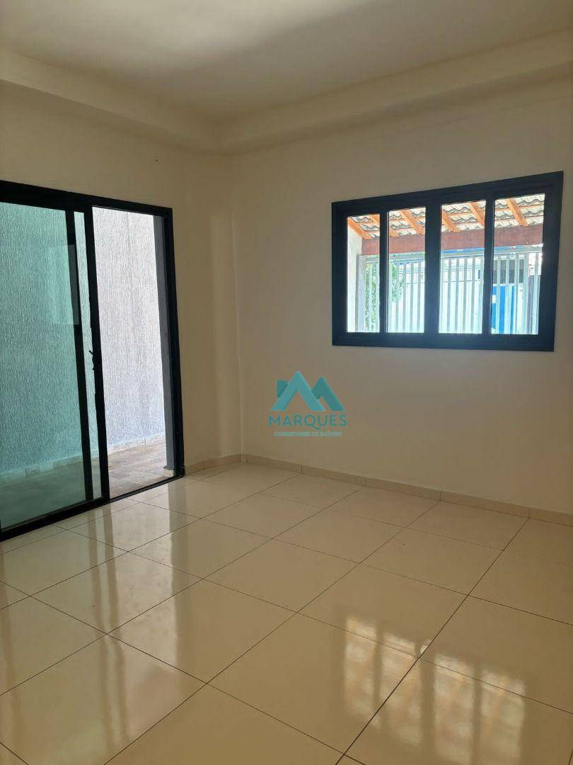 Casa à venda com 3 quartos, 110m² - Foto 12