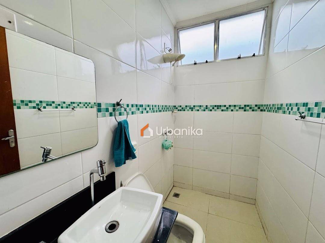 Casa, 3 quartos, 114 m² - Foto 1