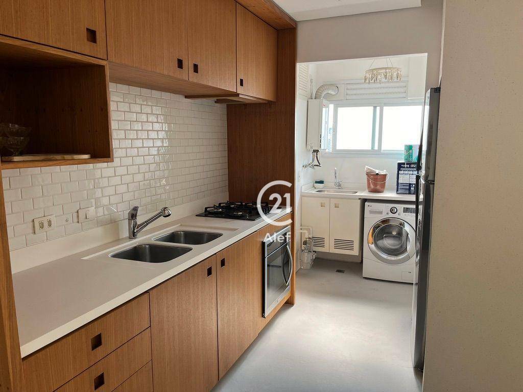 Apartamento à venda com 2 quartos, 65m² - Foto 2