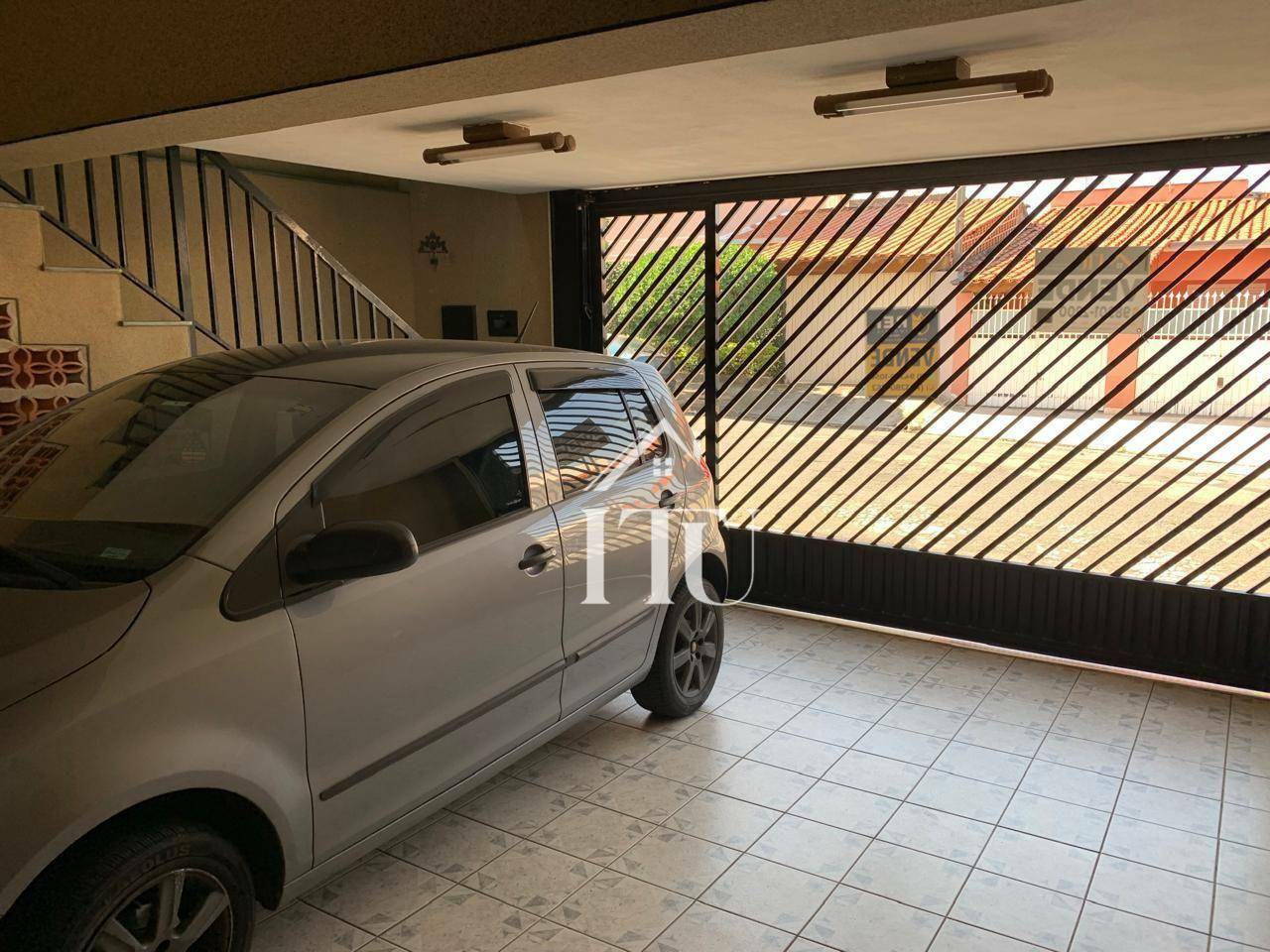 Casa à venda com 3 quartos, 102m² - Foto 7