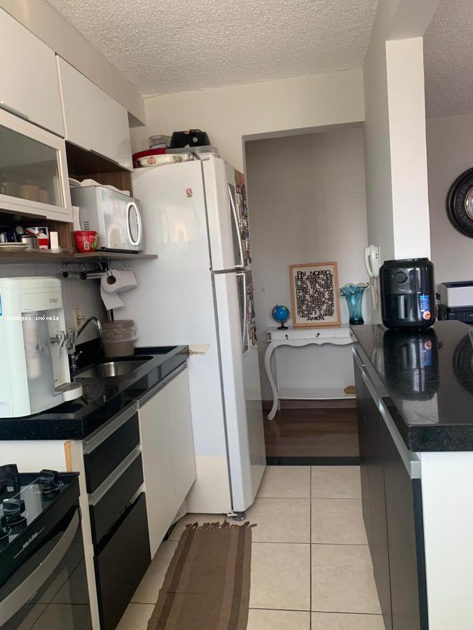 Apartamento à venda com 2 quartos, 48m² - Foto 10