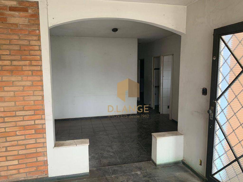 Casa à venda com 4 quartos, 156m² - Foto 3