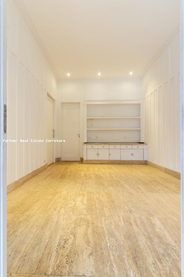 Casa à venda com 4 quartos, 920m² - Foto 38