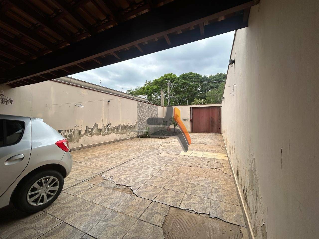 Casa à venda com 3 quartos, 158m² - Foto 3