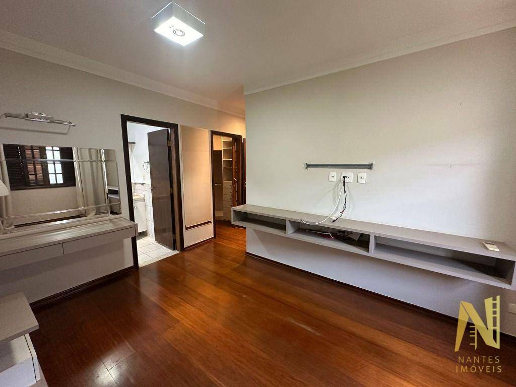 Casa à venda com 3 quartos, 210m² - Foto 23