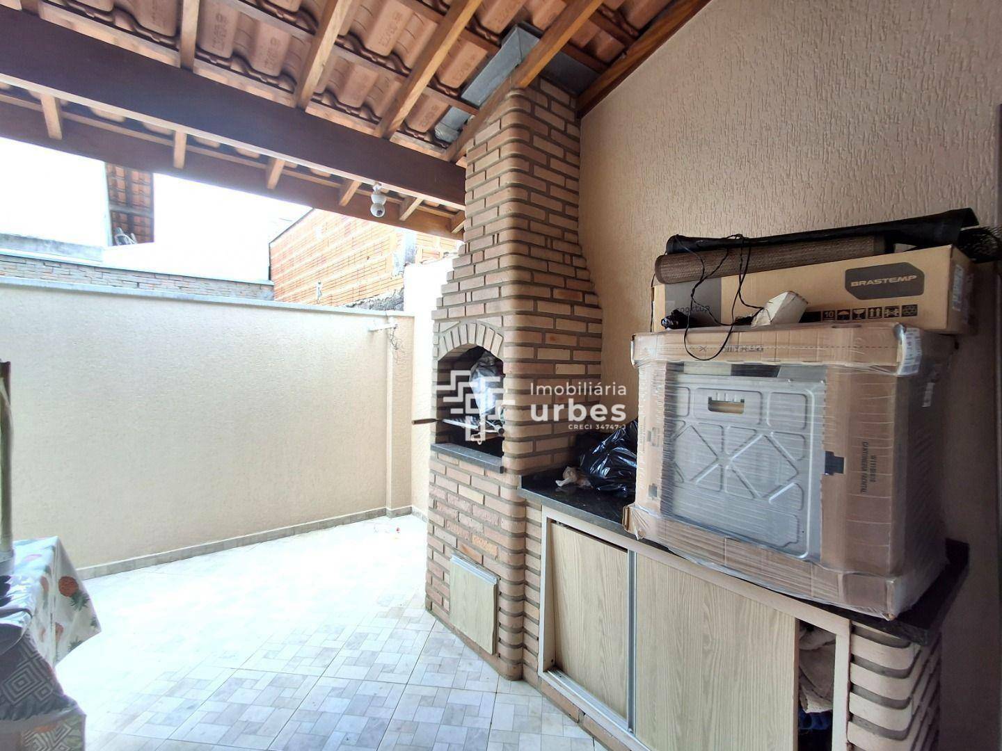 Casa à venda com 2 quartos, 90m² - Foto 11