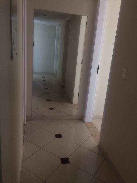 Apartamento para alugar com 4 quartos, 368m² - Foto 5