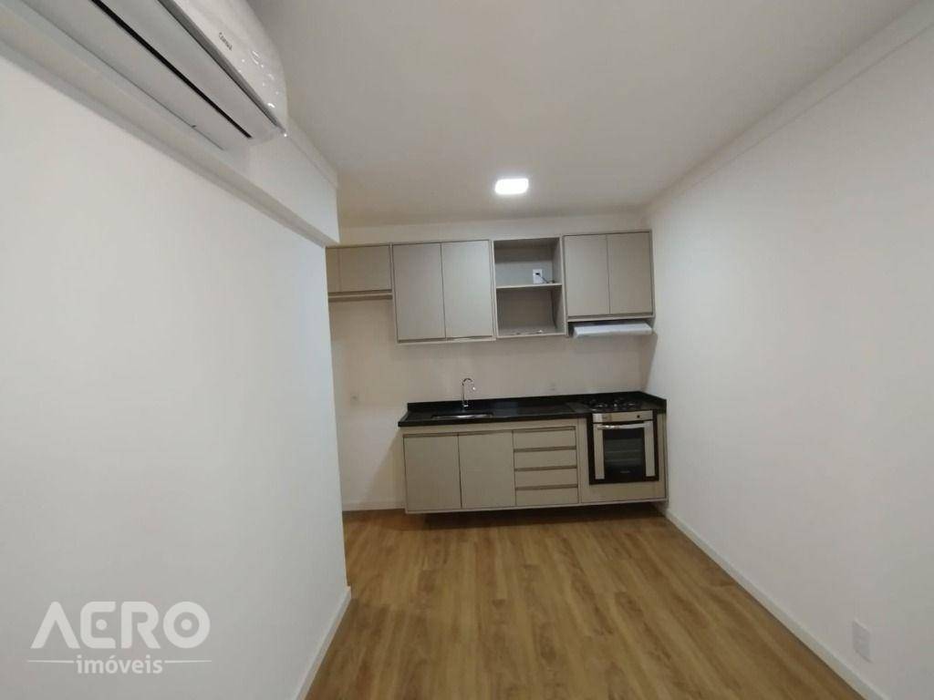 Apartamento para alugar com 2 quartos, 86m² - Foto 2