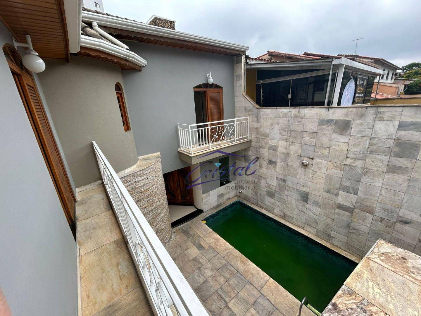 Casa à venda e aluguel com 4 quartos, 300m² - Foto 18